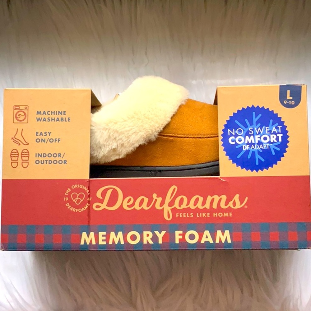 Dearfoams Slippers -Comfy - NIB -Size Large - 9-11 Memory Foam -